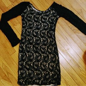 🔥S/M Sexy little black midi dress BEAUTIFUL